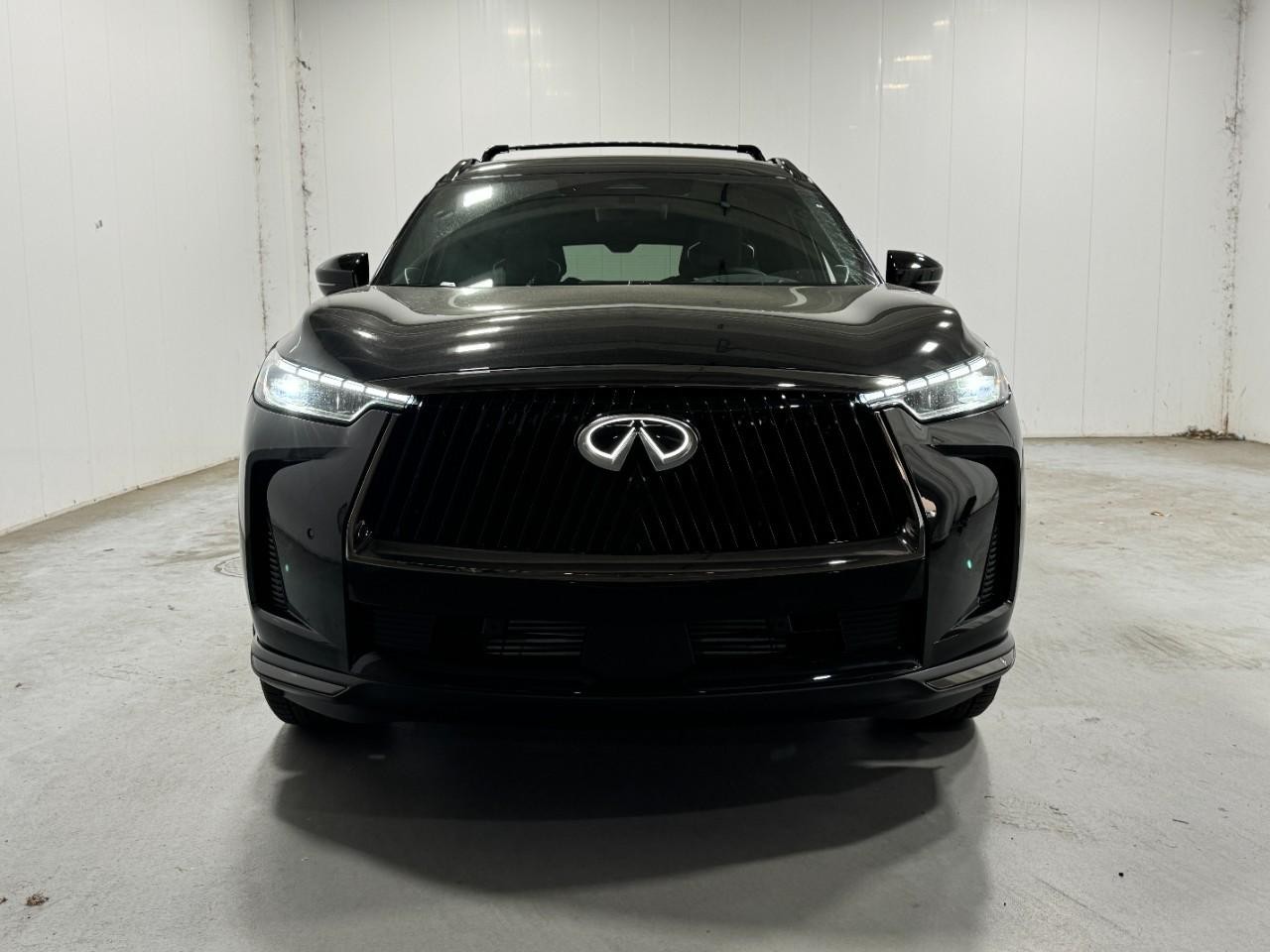 INFINITI QX60 Vehicle Full-screen Gallery Image 7