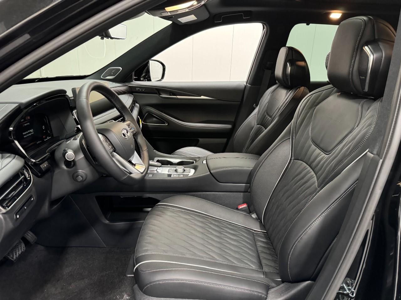 INFINITI QX60 Vehicle Full-screen Gallery Image 29