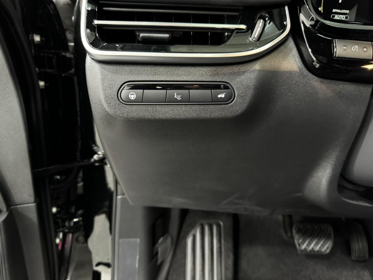 INFINITI QX60 Vehicle Full-screen Gallery Image 32