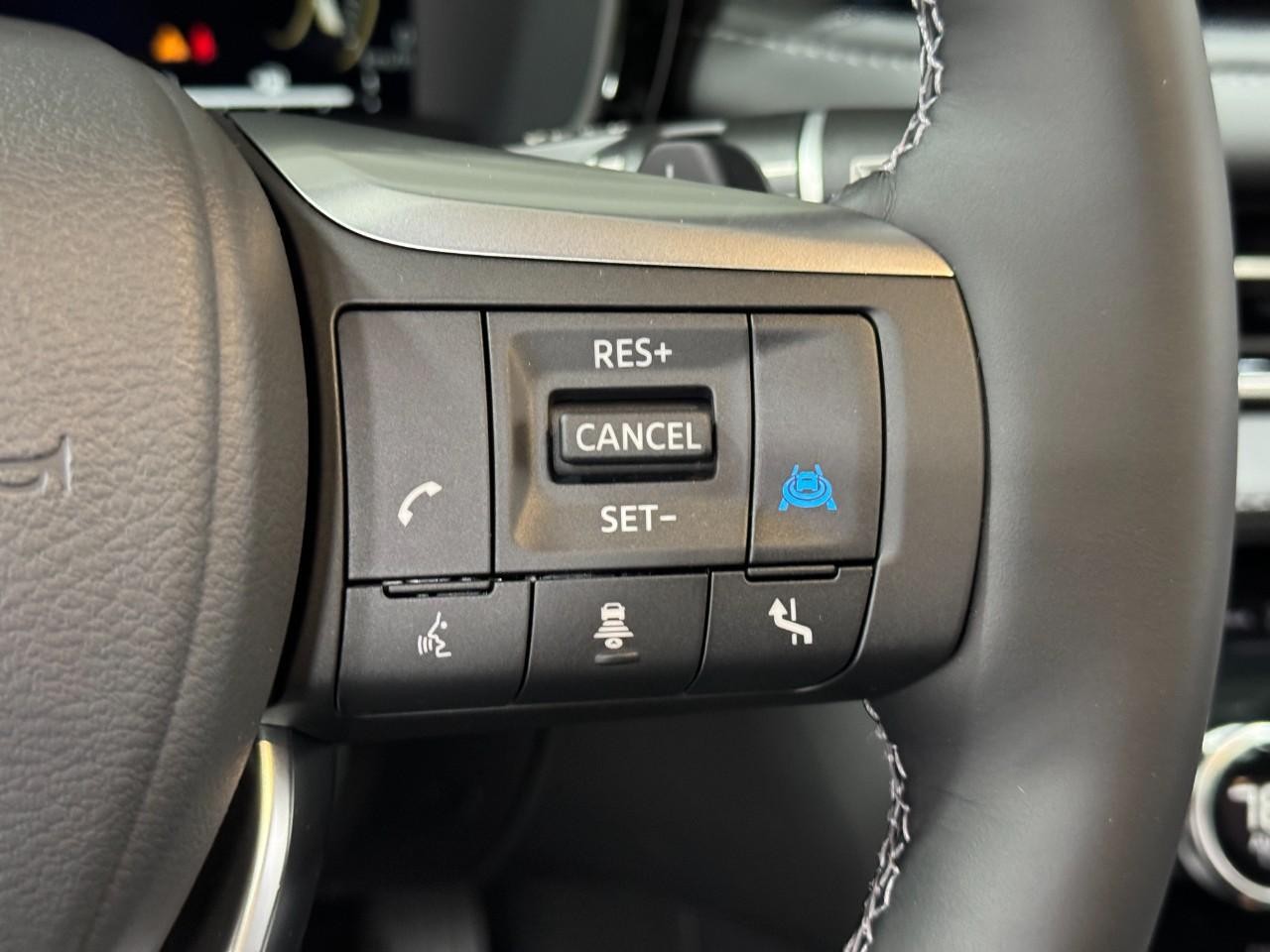 INFINITI QX60 Vehicle Full-screen Gallery Image 34