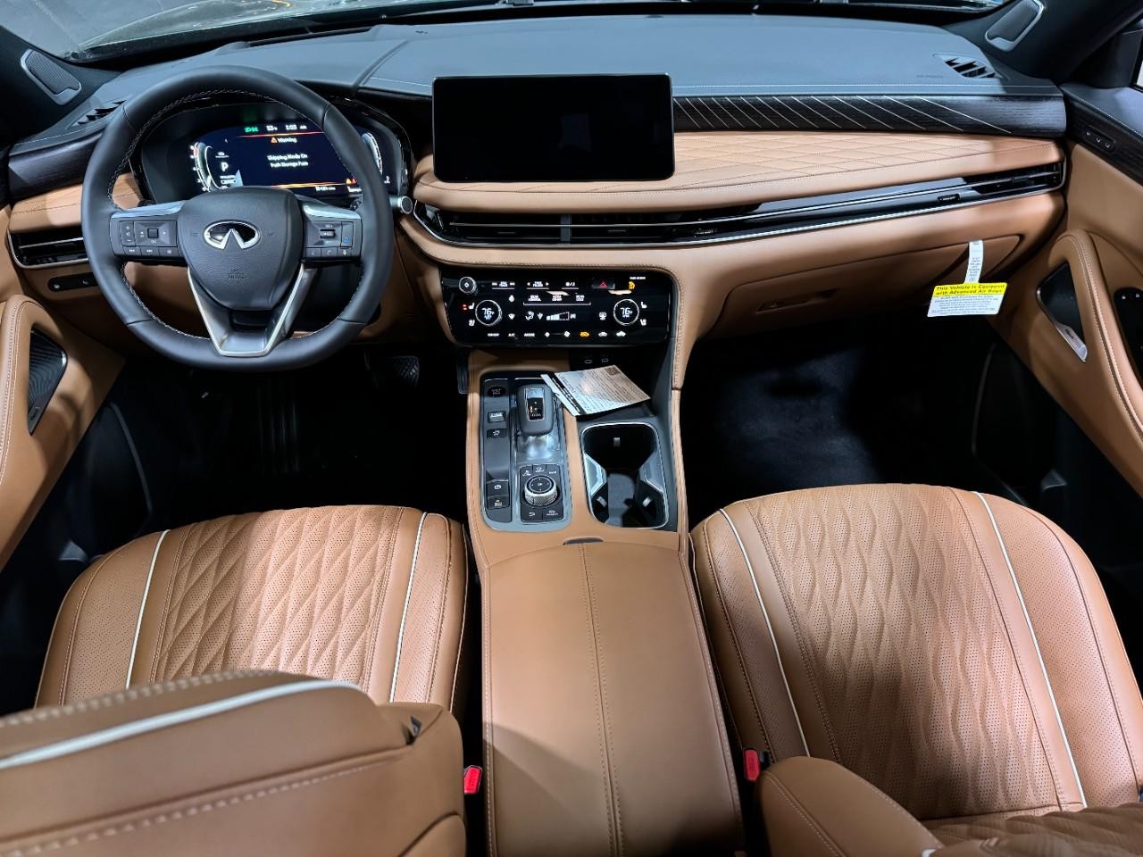 INFINITI QX60 Vehicle Full-screen Gallery Image 15