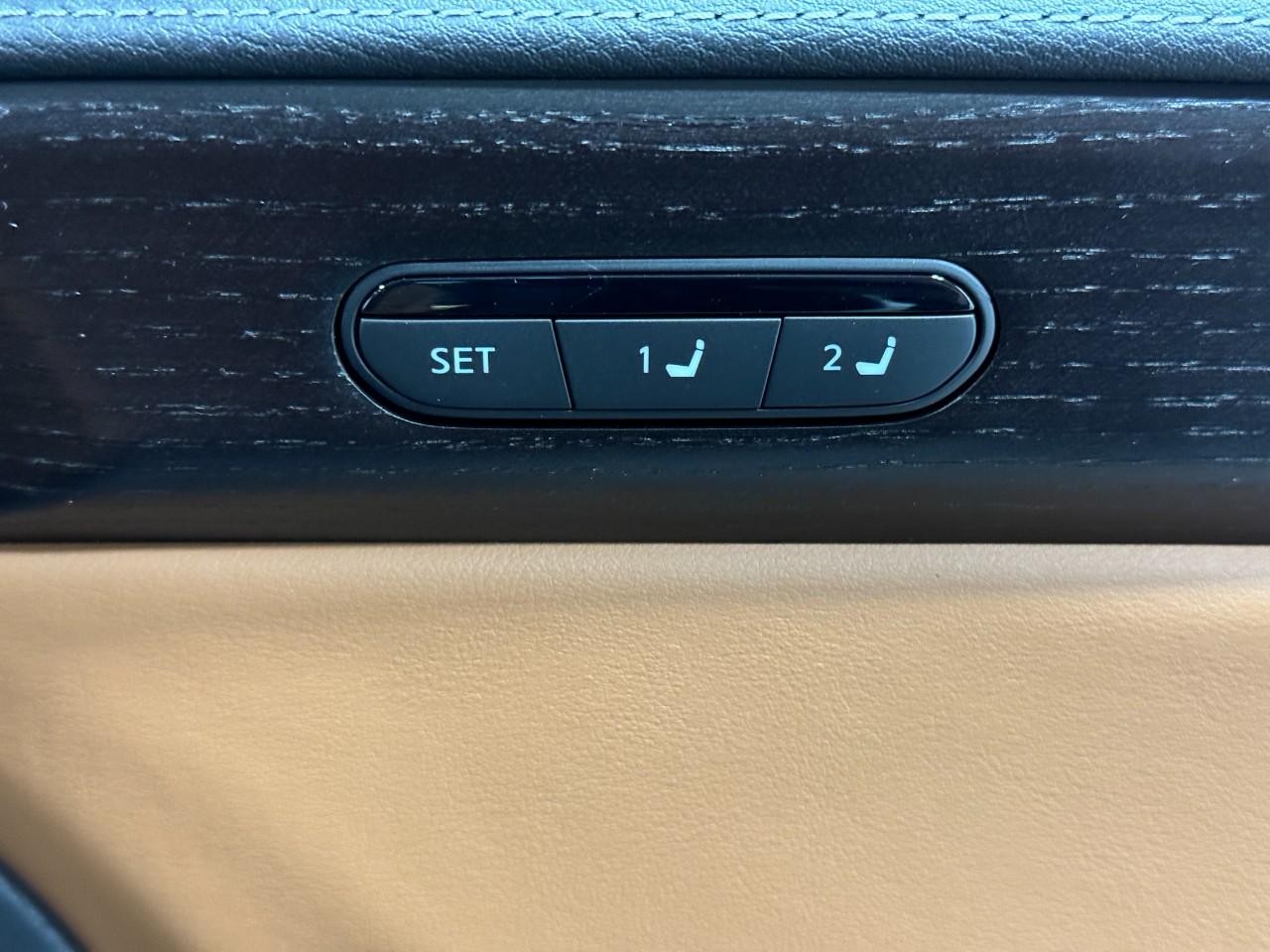 INFINITI QX60 Vehicle Full-screen Gallery Image 24