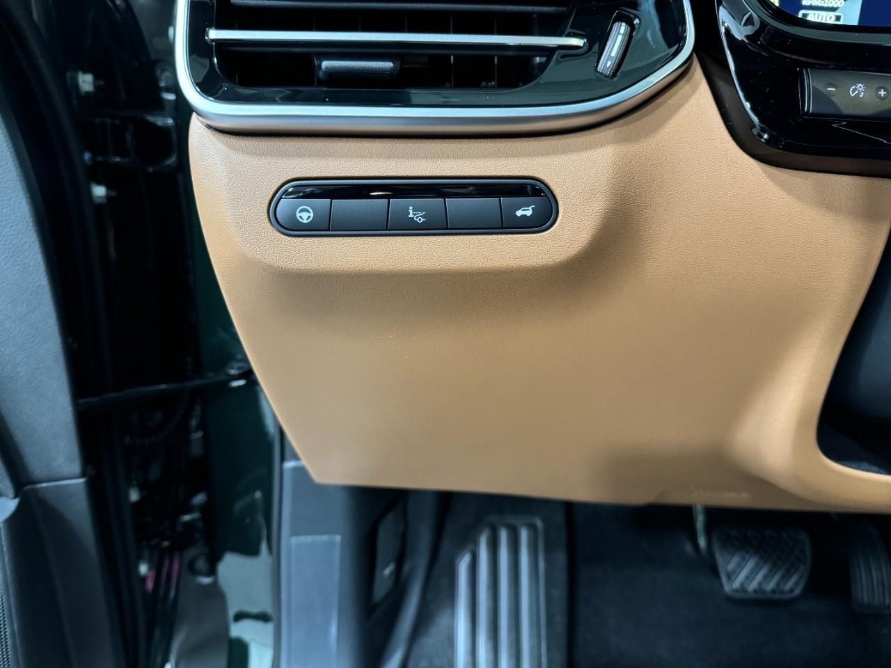 INFINITI QX60 Vehicle Full-screen Gallery Image 32