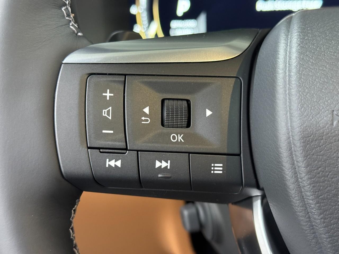 INFINITI QX60 Vehicle Full-screen Gallery Image 33