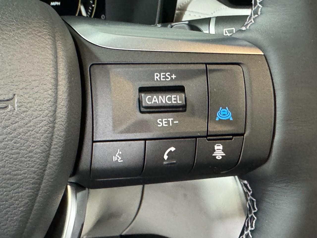 INFINITI QX60 Vehicle Full-screen Gallery Image 34