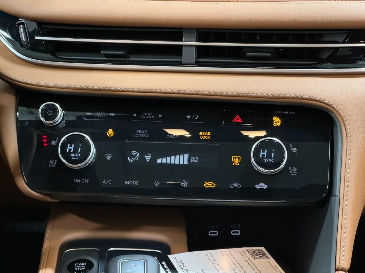 INFINITI QX60 Vehicle Full-screen Gallery Image 18