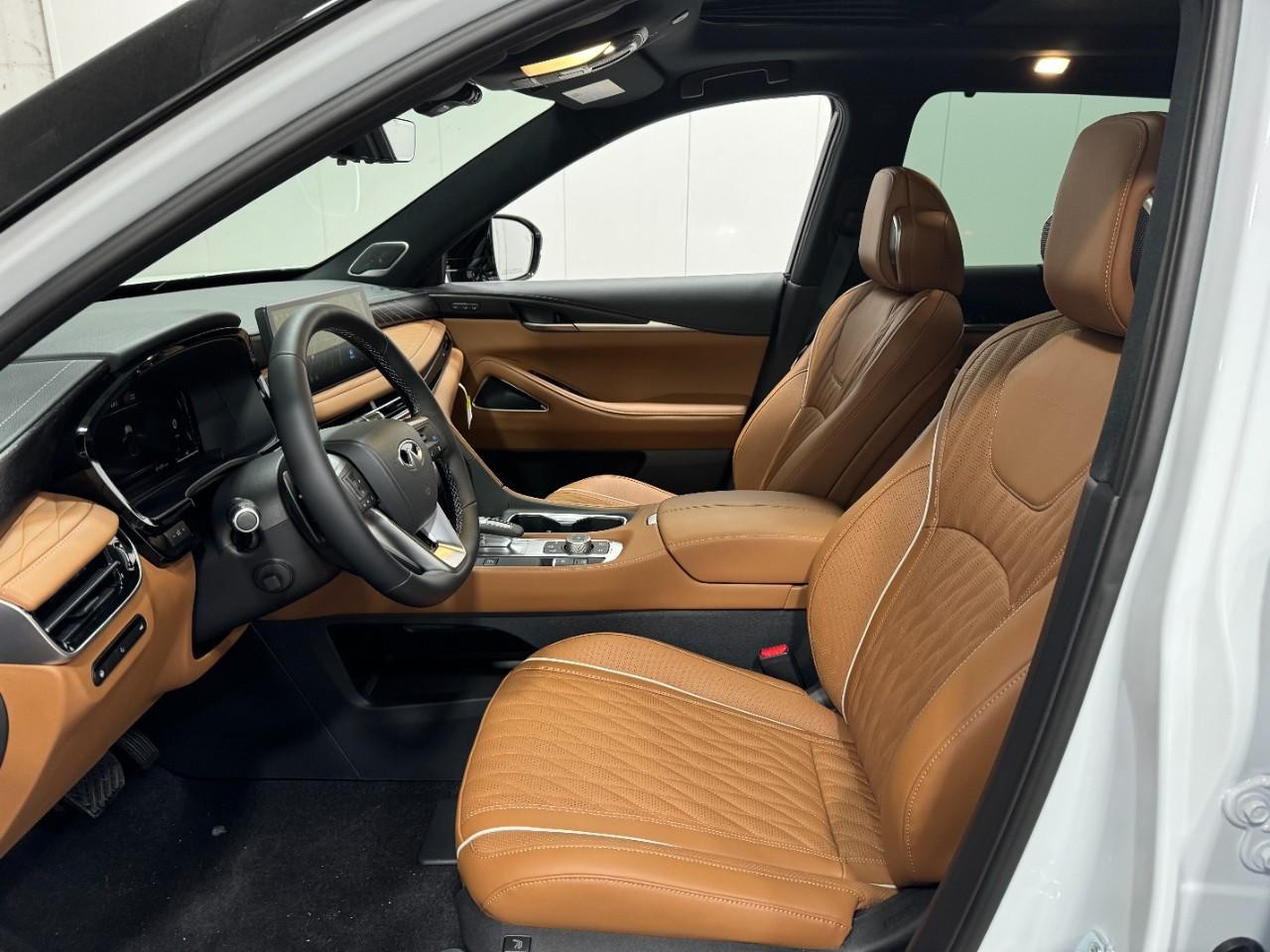 INFINITI QX60 Vehicle Full-screen Gallery Image 29