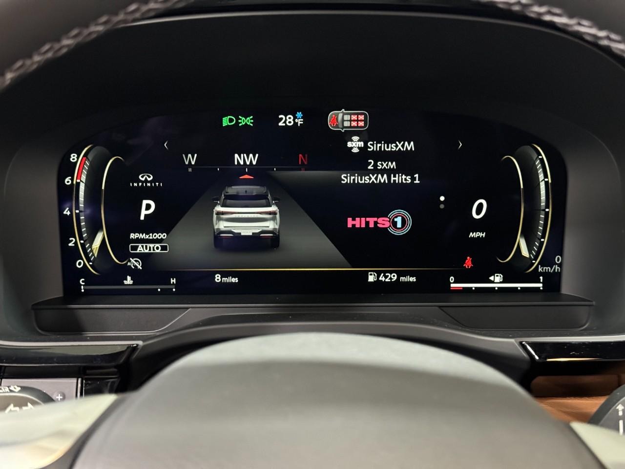 INFINITI QX60 Vehicle Full-screen Gallery Image 35