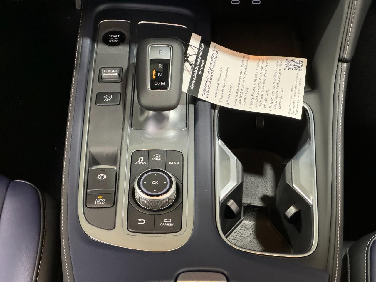 INFINITI QX60 Vehicle Full-screen Gallery Image 19