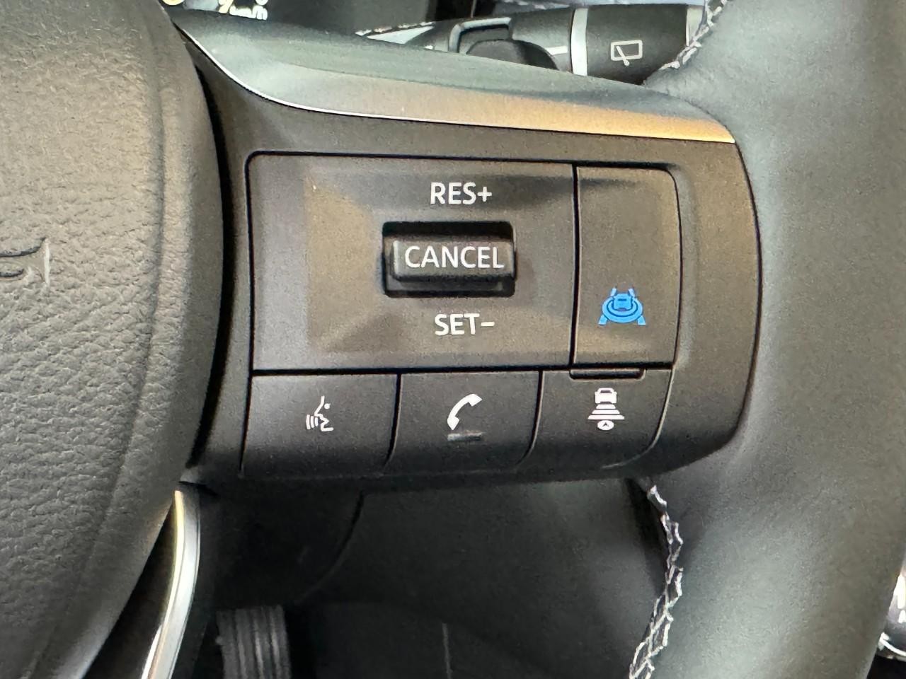 INFINITI QX60 Vehicle Full-screen Gallery Image 33