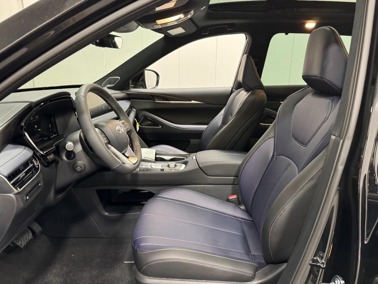 INFINITI QX60 Vehicle Full-screen Gallery Image 28