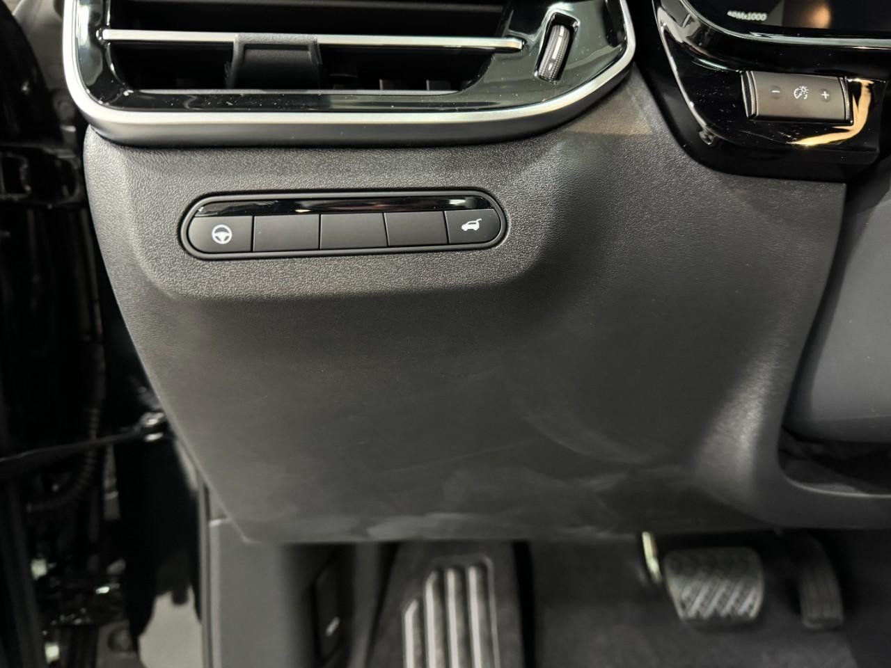 INFINITI QX60 Vehicle Full-screen Gallery Image 31