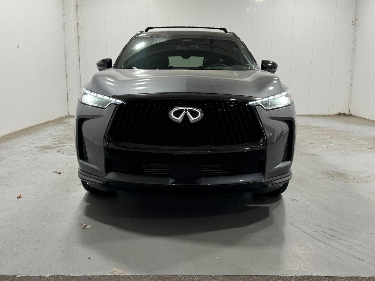 INFINITI QX60 Vehicle Full-screen Gallery Image 7