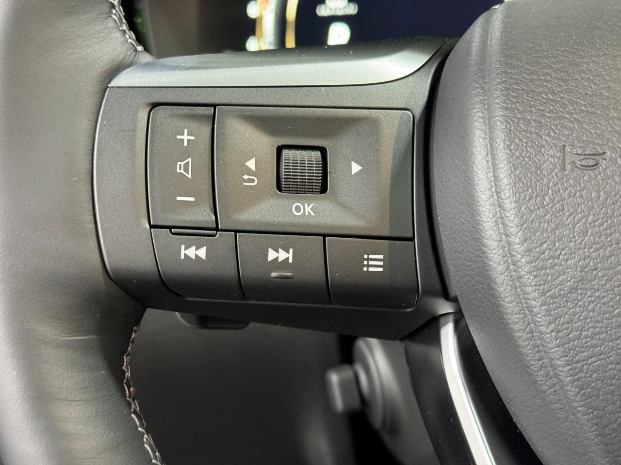 INFINITI QX60 Vehicle Full-screen Gallery Image 33