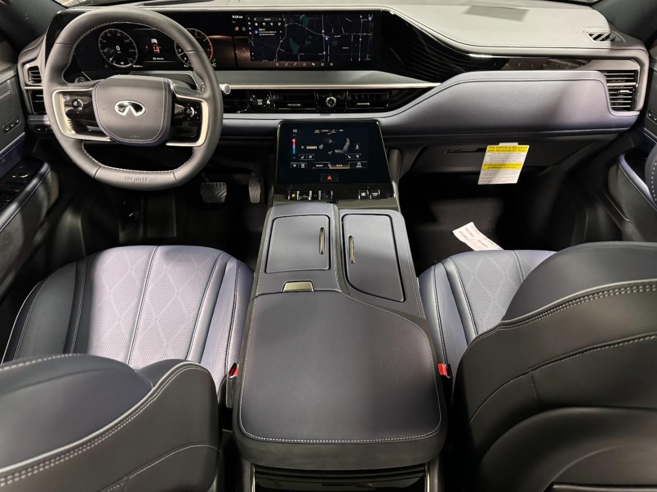 INFINITI QX80 Vehicle Full-screen Gallery Image 15