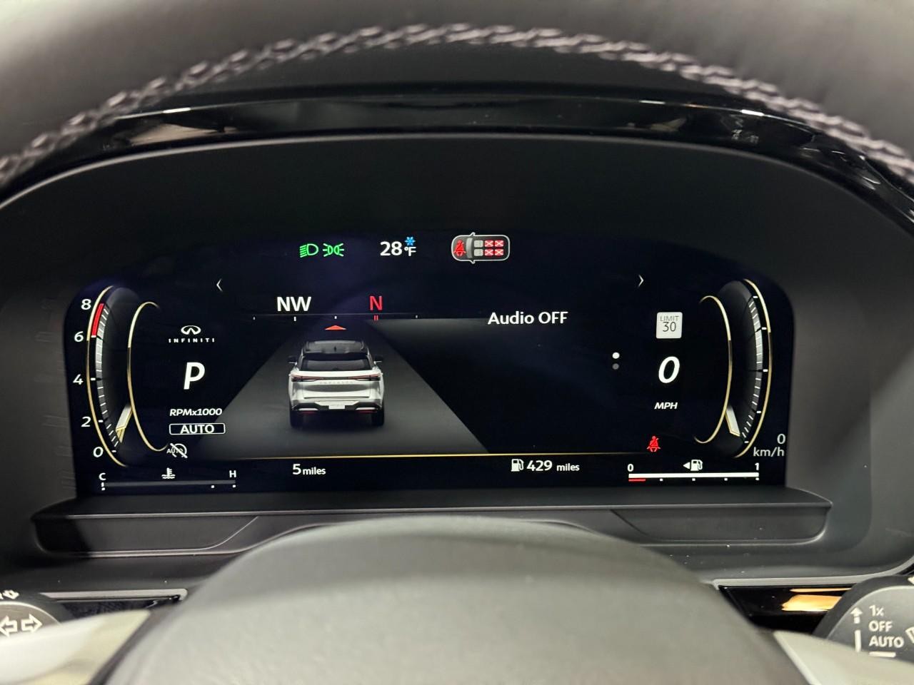 INFINITI QX60 Vehicle Full-screen Gallery Image 34