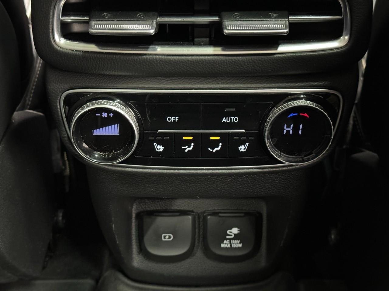 Genesis GV80 Vehicle Full-screen Gallery Image 11