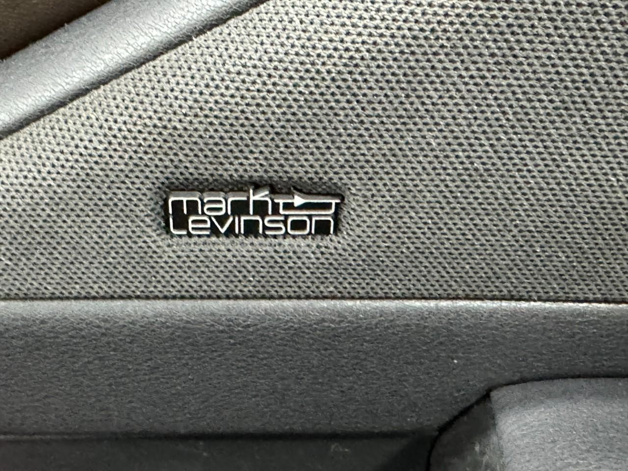 Lexus TX Vehicle Full-screen Gallery Image 24