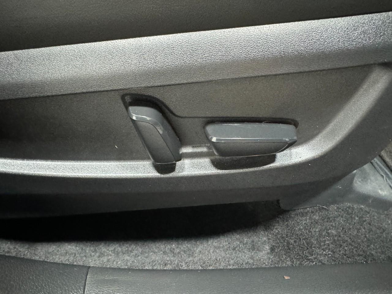 INFINITI QX55 Vehicle Full-screen Gallery Image 20