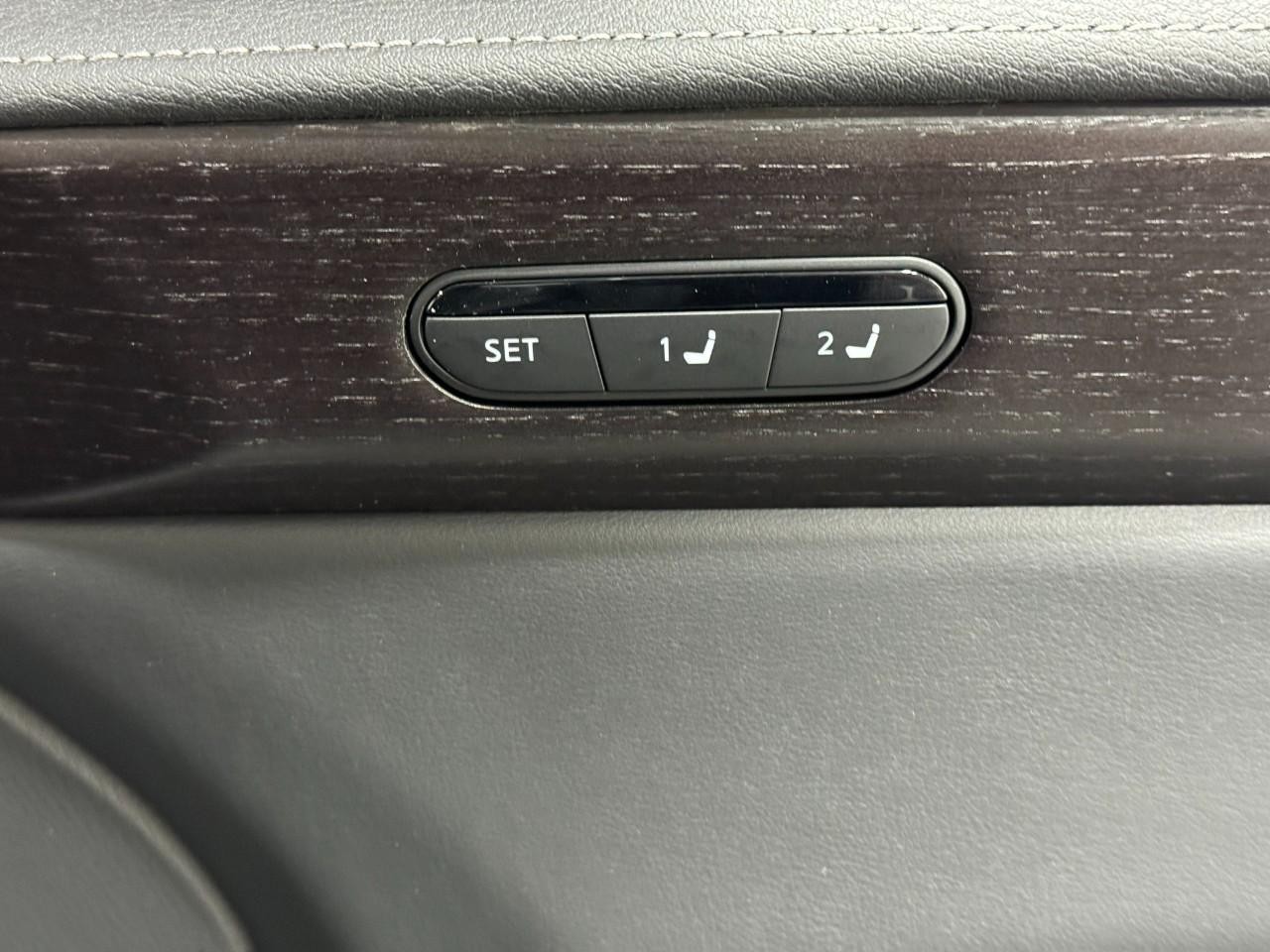 INFINITI QX60 Vehicle Full-screen Gallery Image 24