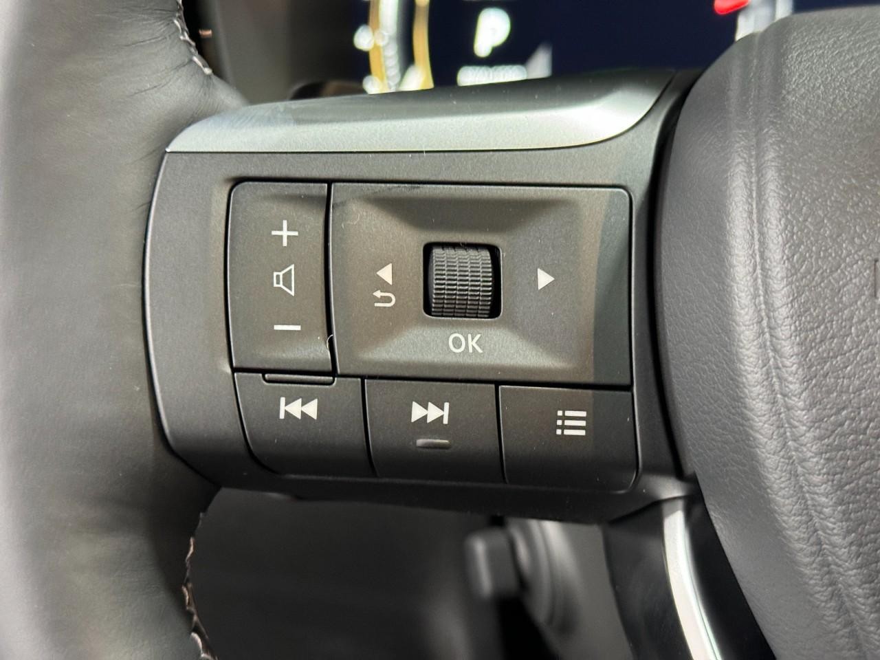 INFINITI QX60 Vehicle Full-screen Gallery Image 33