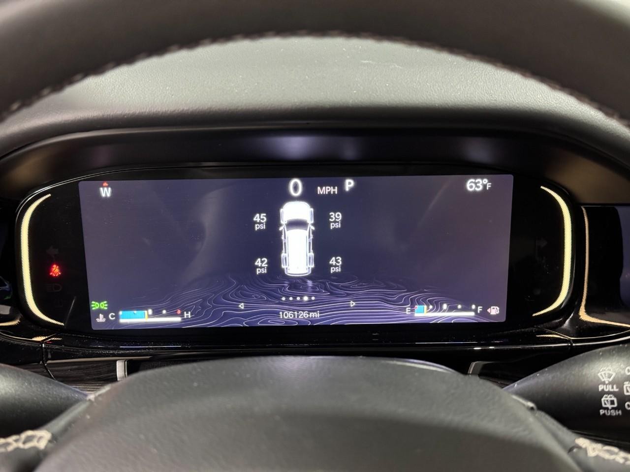 Jeep Wagoneer Vehicle Full-screen Gallery Image 33