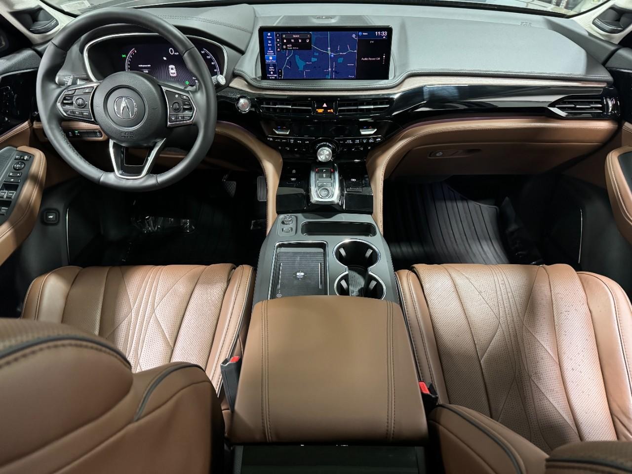 Acura MDX Vehicle Full-screen Gallery Image 15