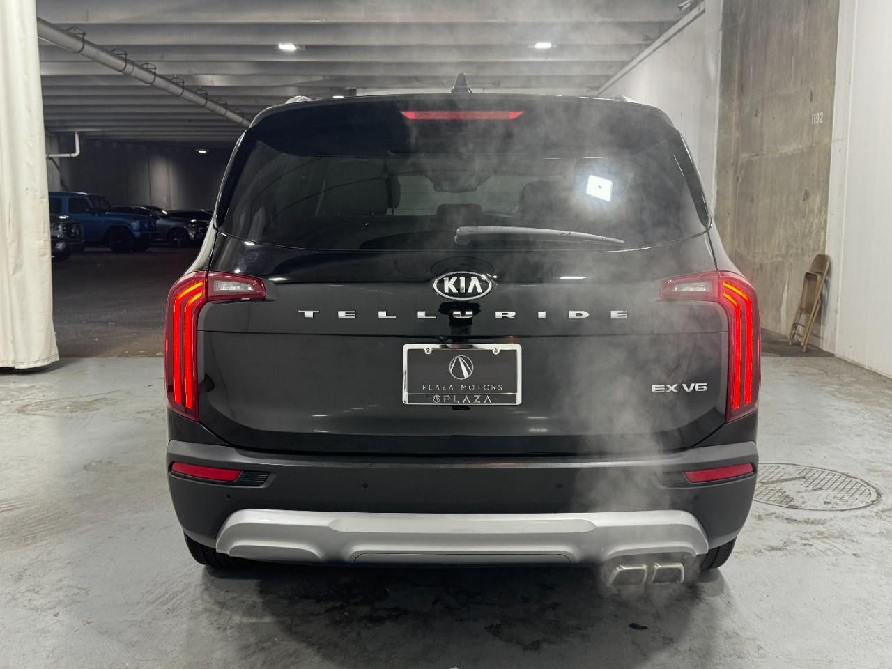 Kia Telluride Vehicle Full-screen Gallery Image 10