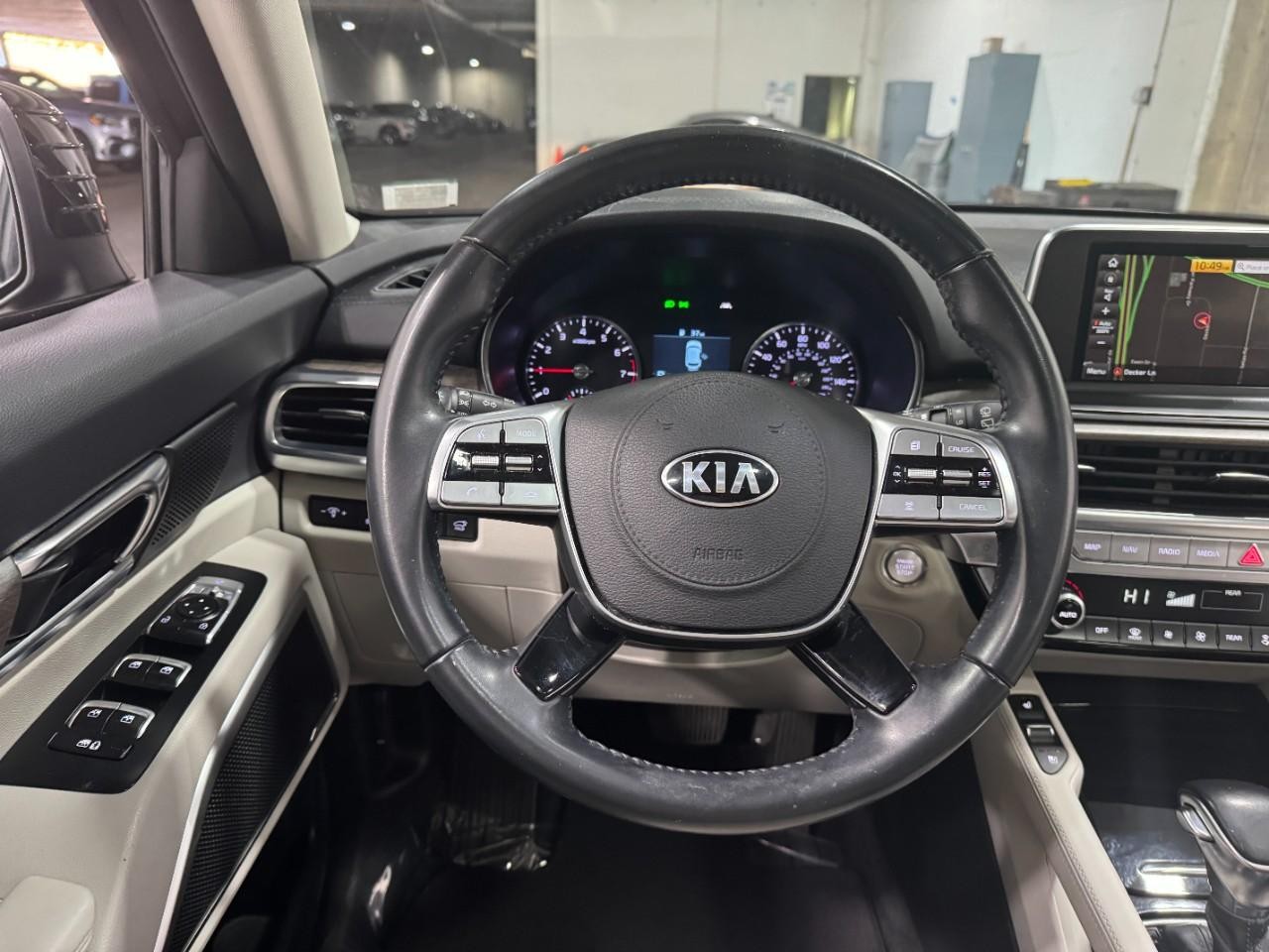 Kia Telluride Vehicle Full-screen Gallery Image 15