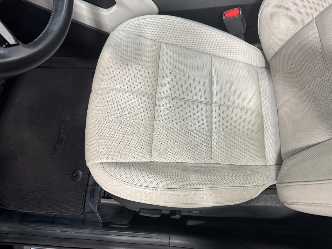 Kia Telluride Vehicle Full-screen Gallery Image 27