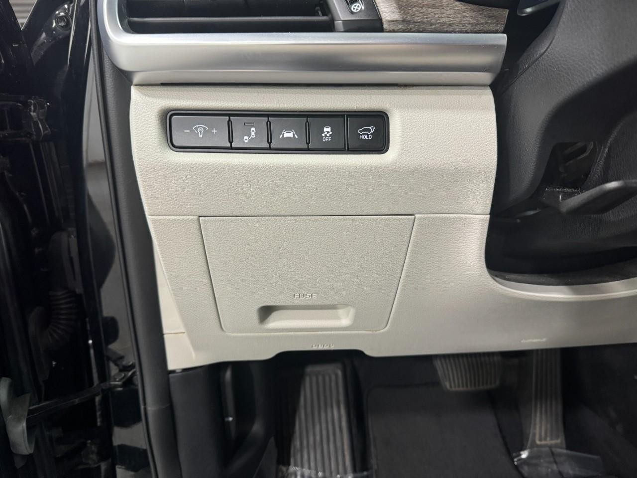 Kia Telluride Vehicle Full-screen Gallery Image 29