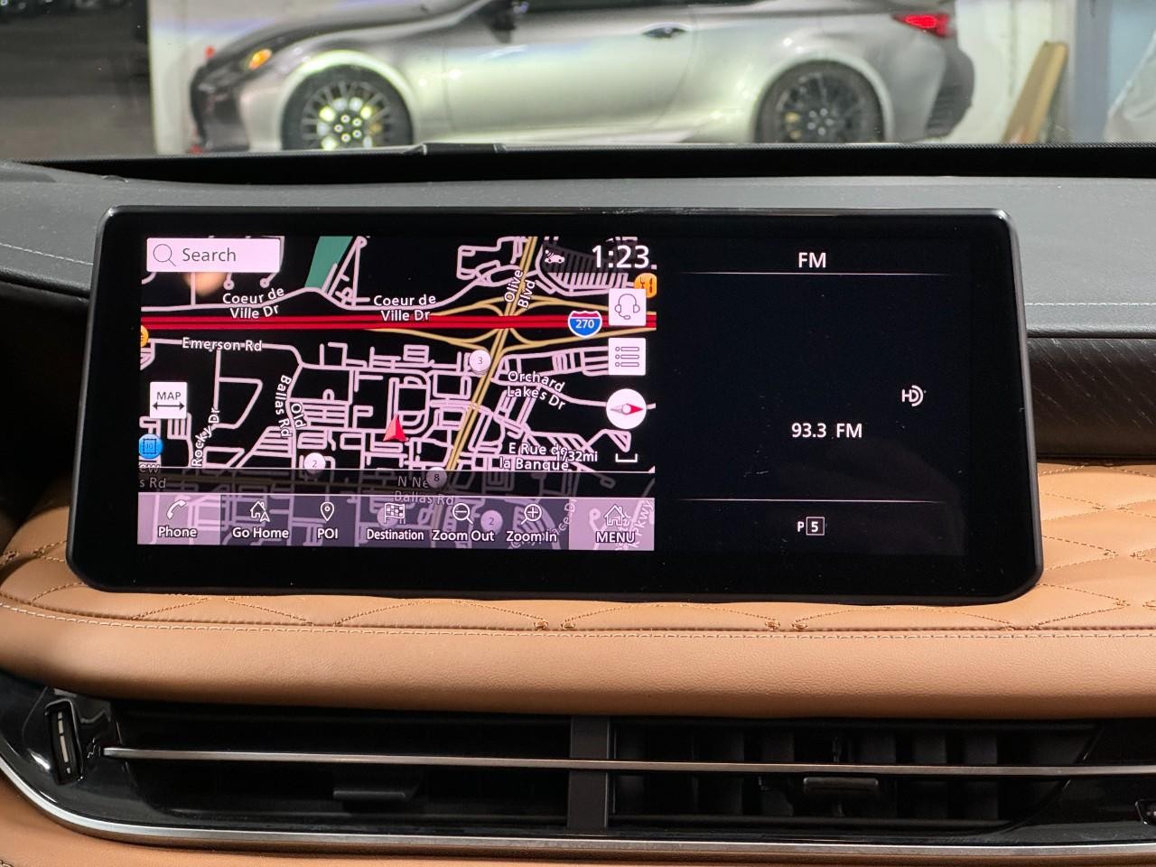 INFINITI QX60 Vehicle Full-screen Gallery Image 17