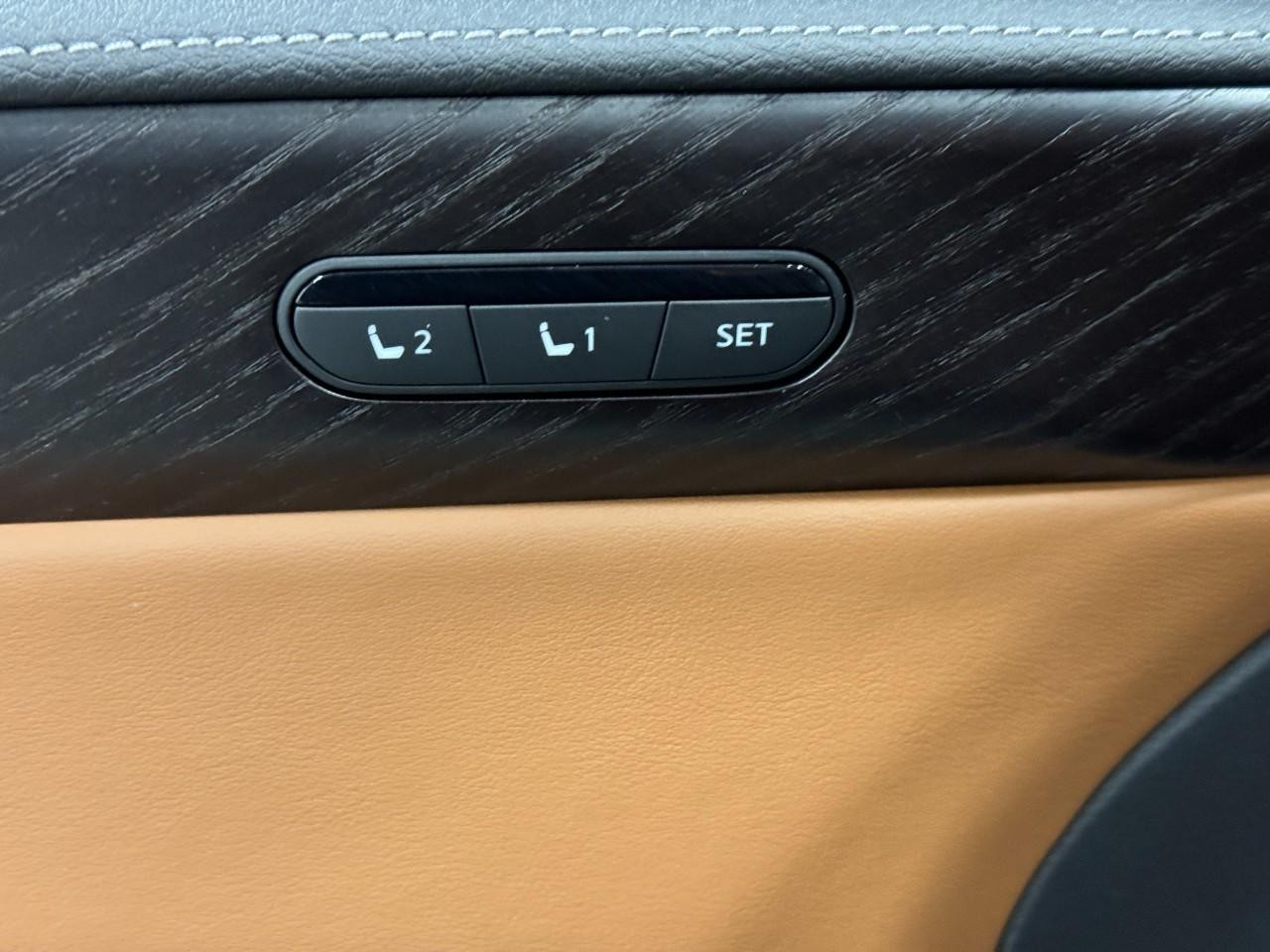 INFINITI QX60 Vehicle Full-screen Gallery Image 26