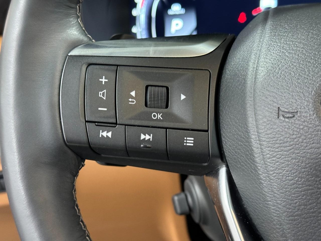 INFINITI QX60 Vehicle Full-screen Gallery Image 34