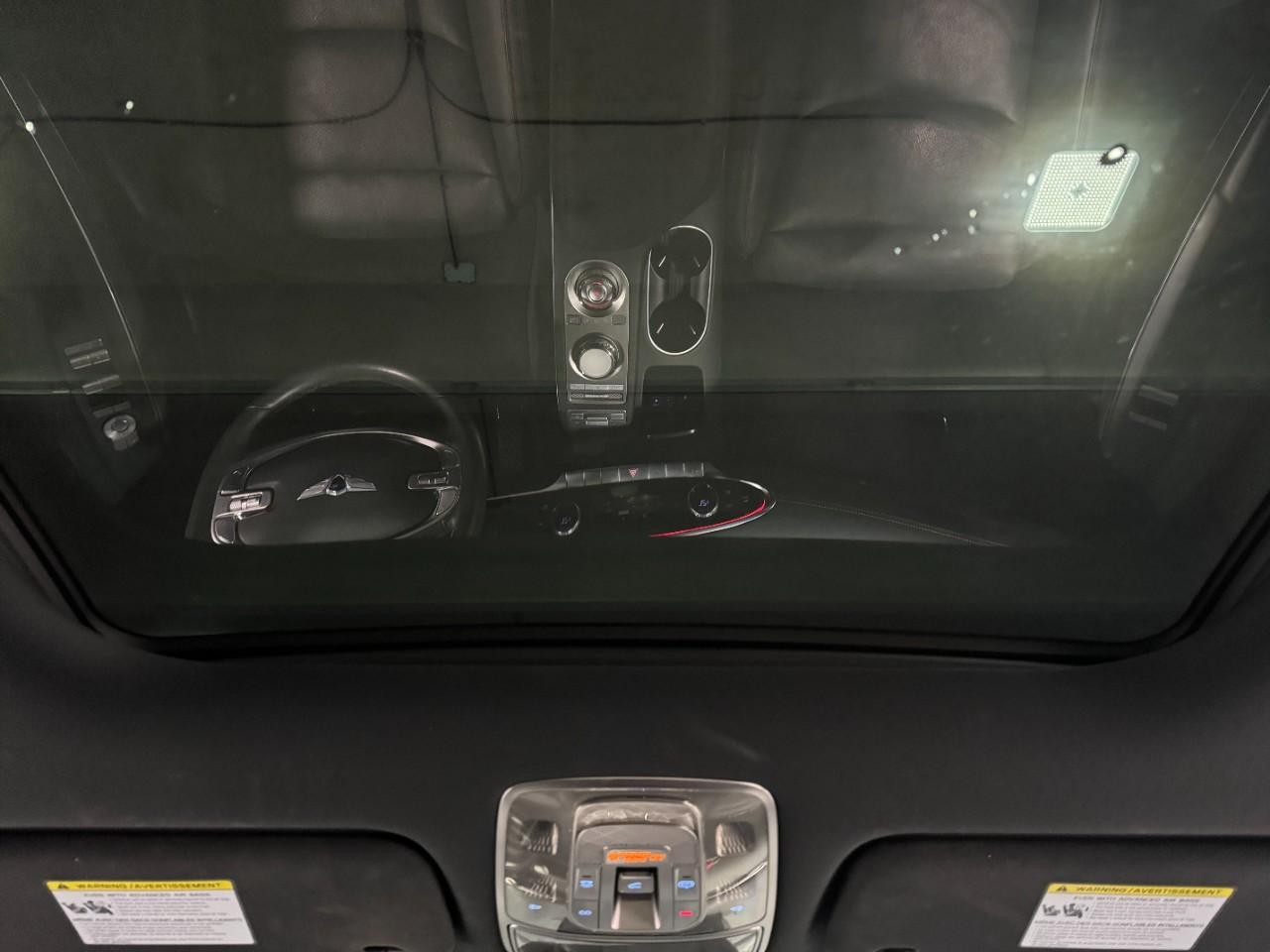 Genesis GV70 Vehicle Full-screen Gallery Image 11