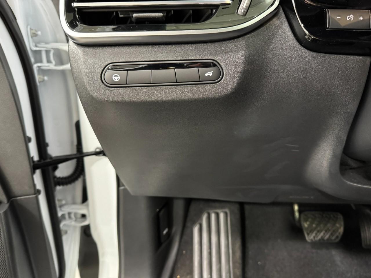 INFINITI QX60 Vehicle Full-screen Gallery Image 31