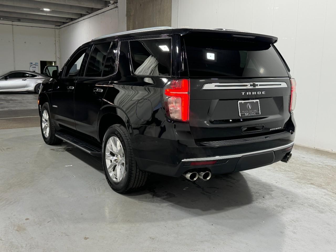 Chevrolet Tahoe Vehicle Full-screen Gallery Image 03