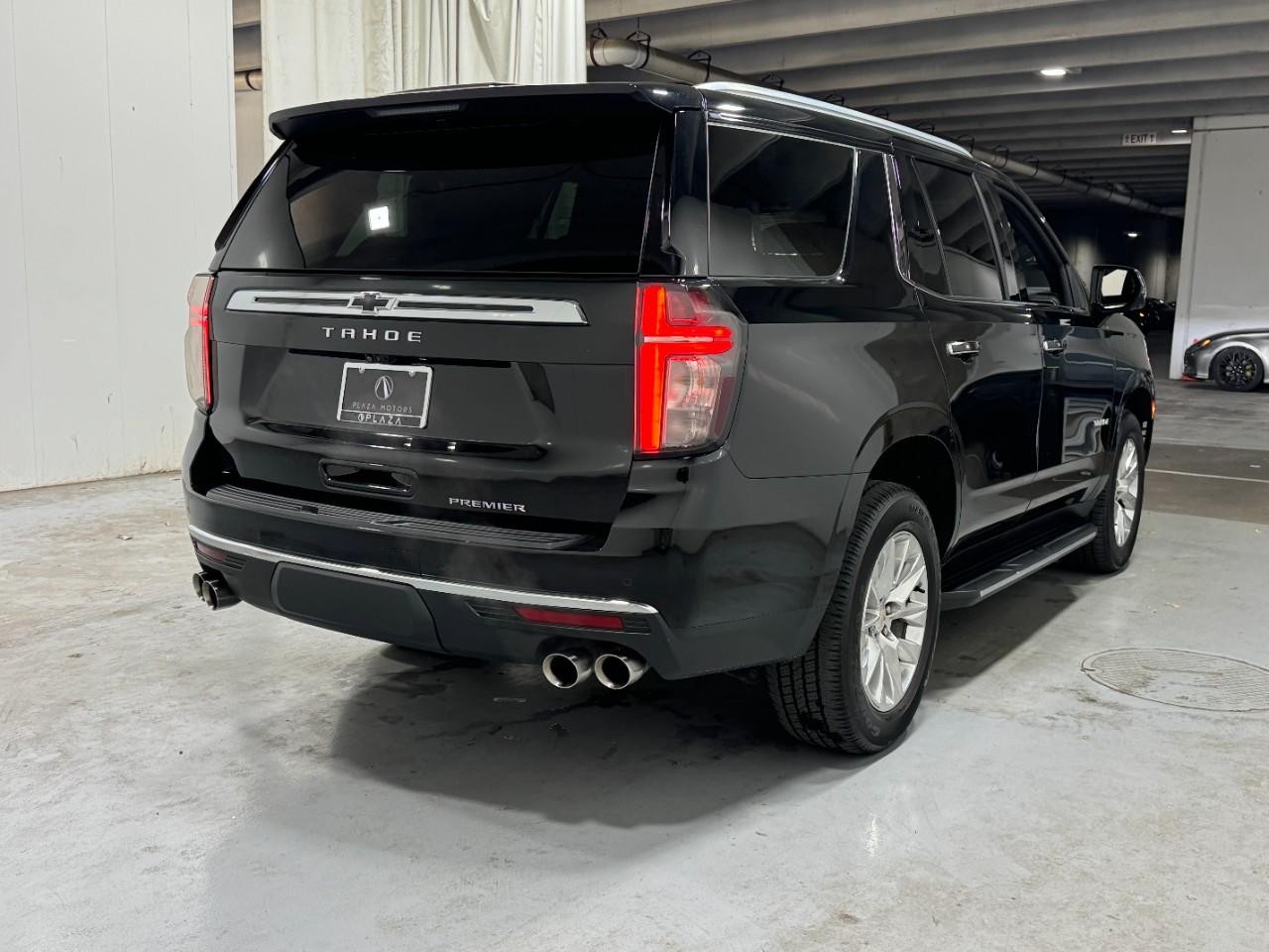 Chevrolet Tahoe Vehicle Full-screen Gallery Image 04