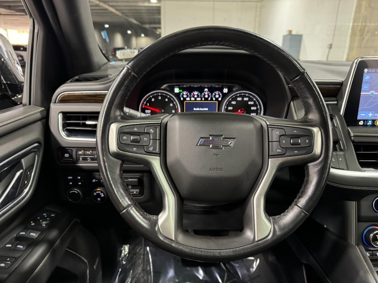 Chevrolet Tahoe Vehicle Full-screen Gallery Image 16