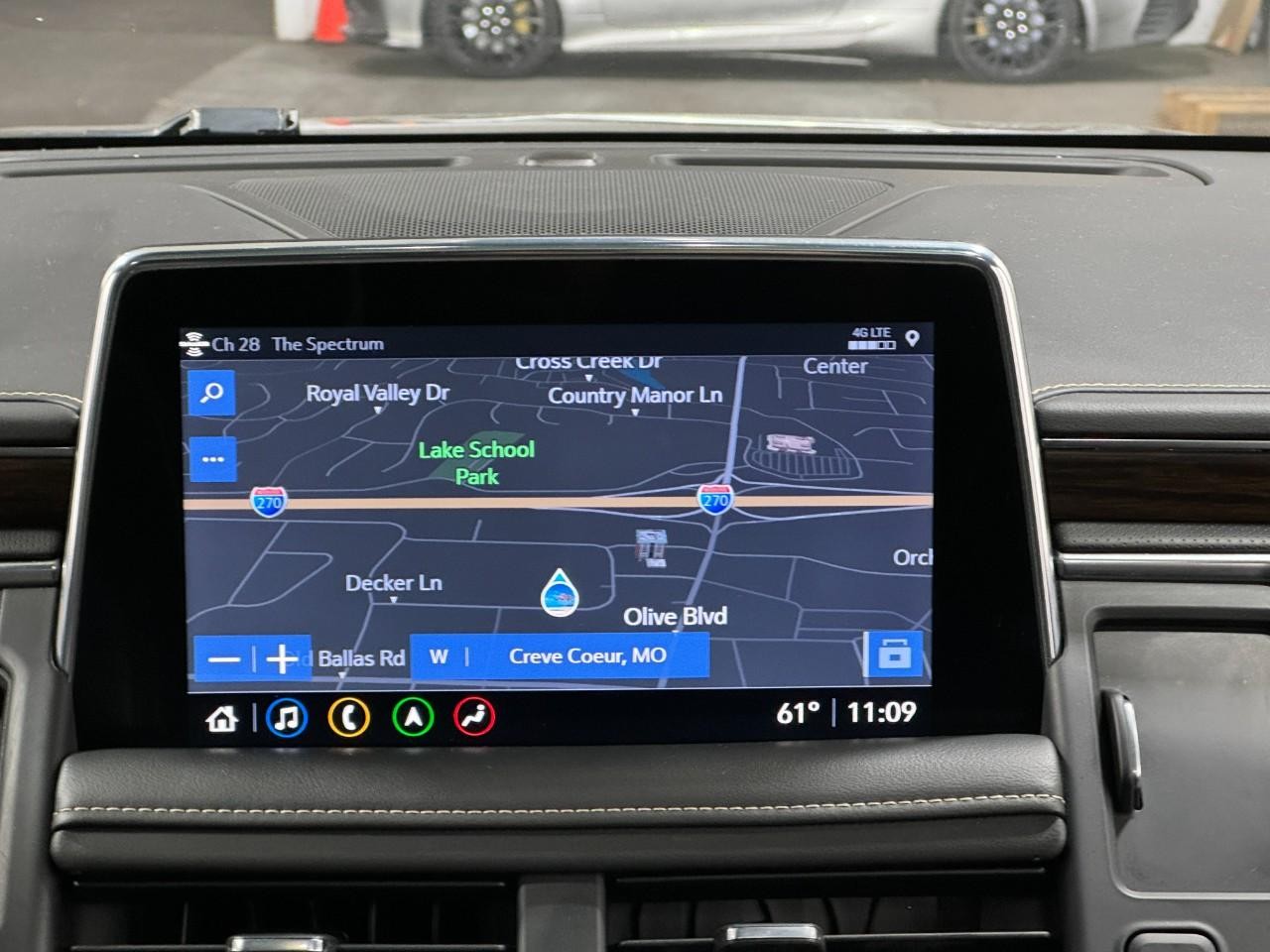 Chevrolet Tahoe Vehicle Full-screen Gallery Image 17