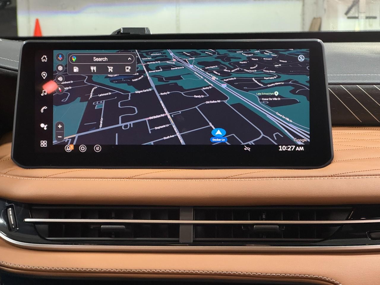 INFINITI QX60 Vehicle Full-screen Gallery Image 17