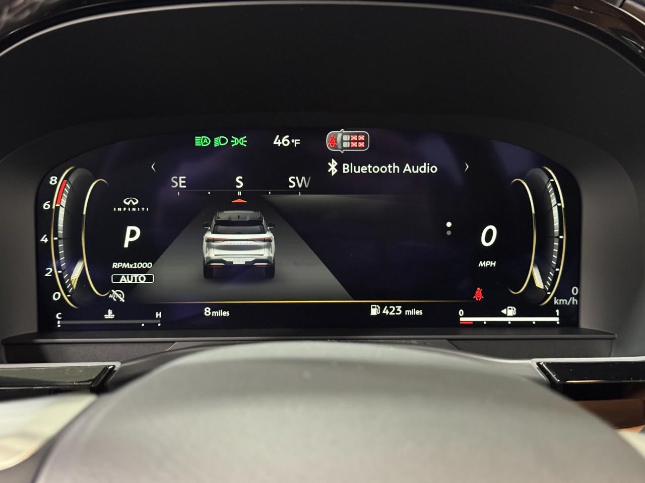 INFINITI QX60 Vehicle Full-screen Gallery Image 35