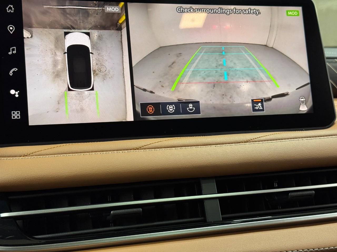 INFINITI QX60 Vehicle Full-screen Gallery Image 36