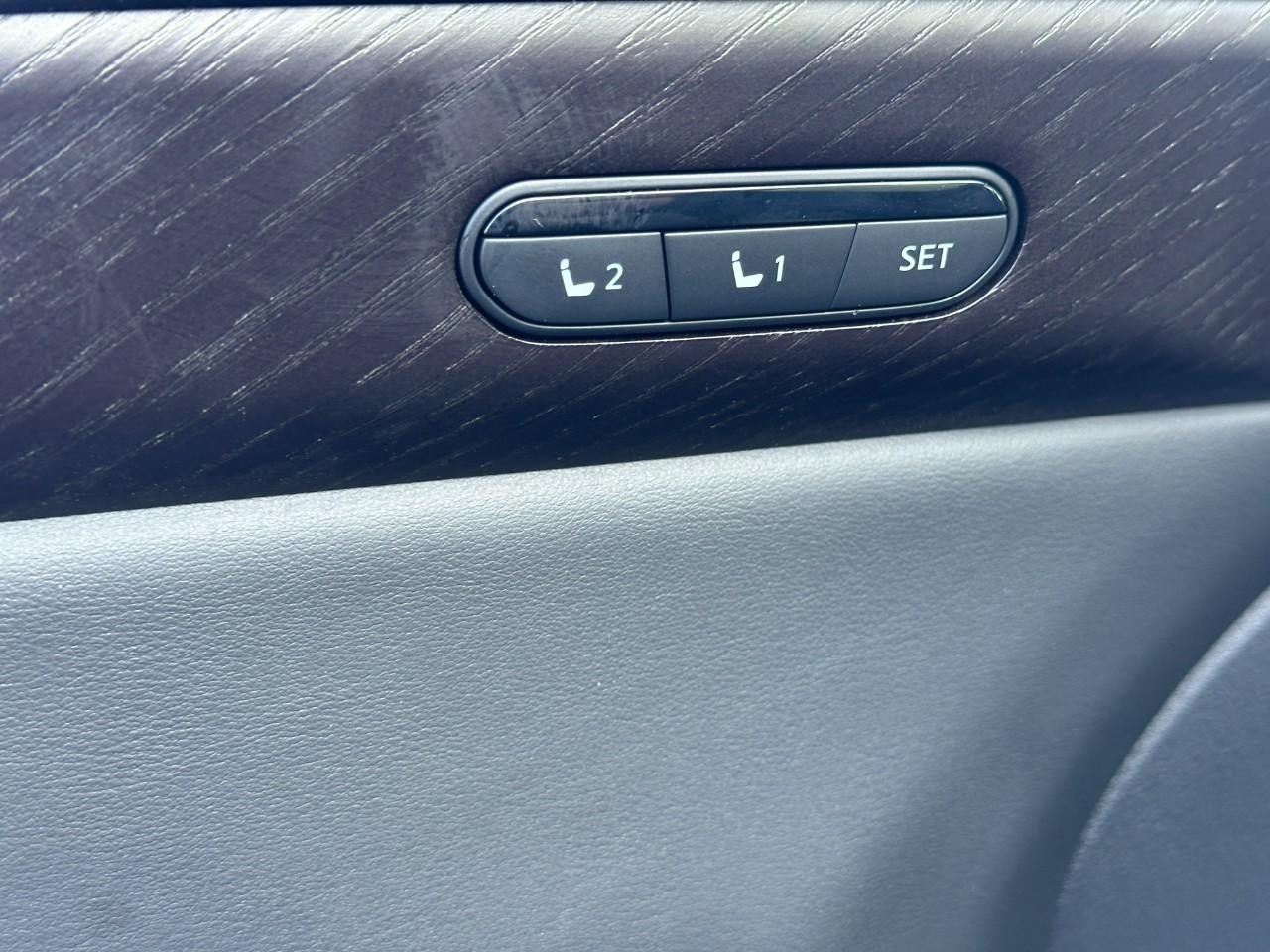 INFINITI QX60 Vehicle Full-screen Gallery Image 23