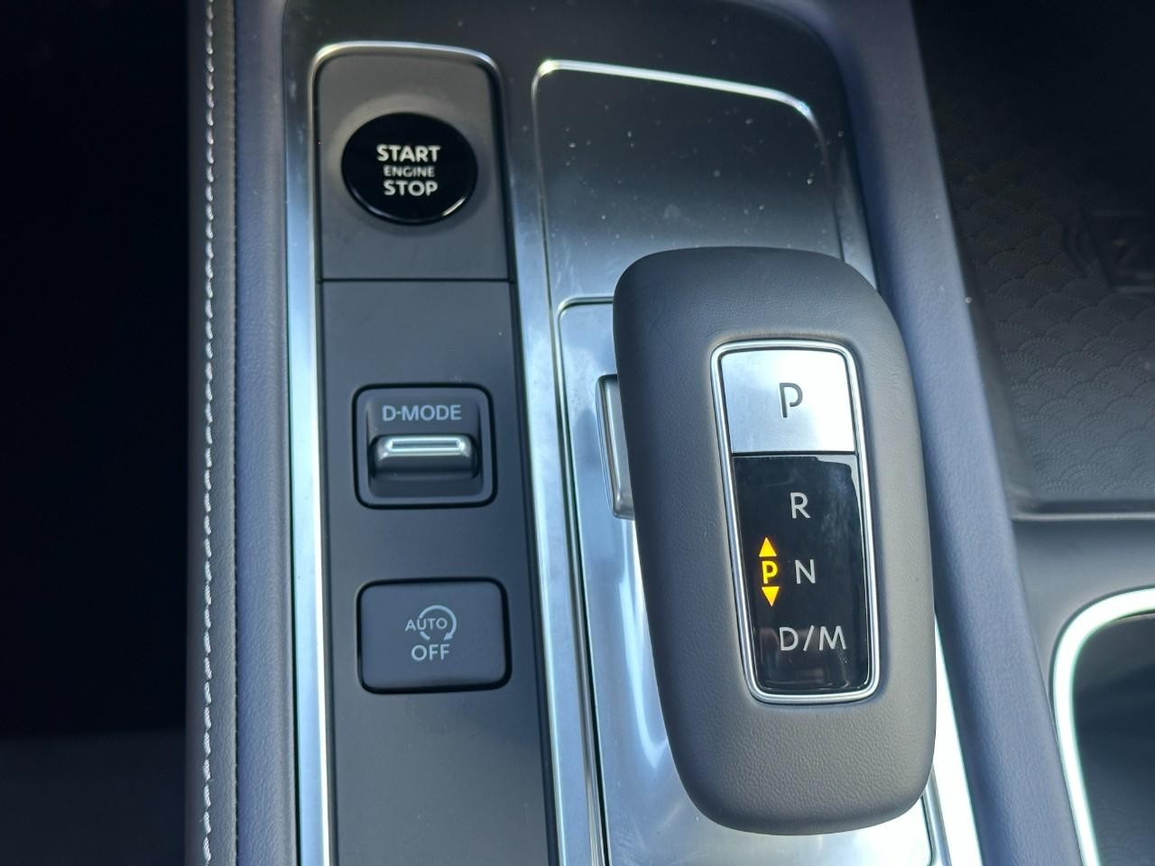 INFINITI QX60 Vehicle Full-screen Gallery Image 30