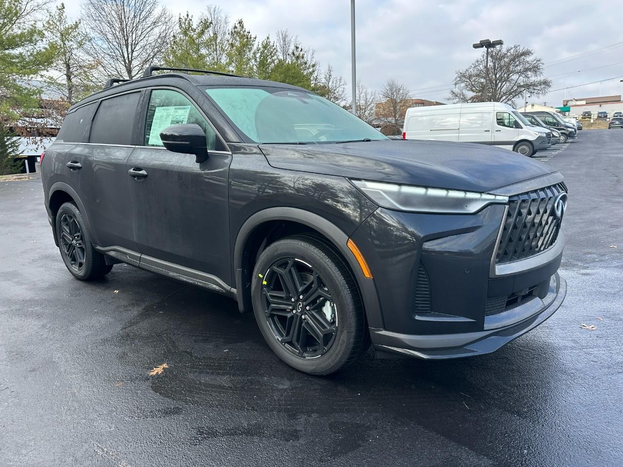 INFINITI QX60 Vehicle Full-screen Gallery Image 8