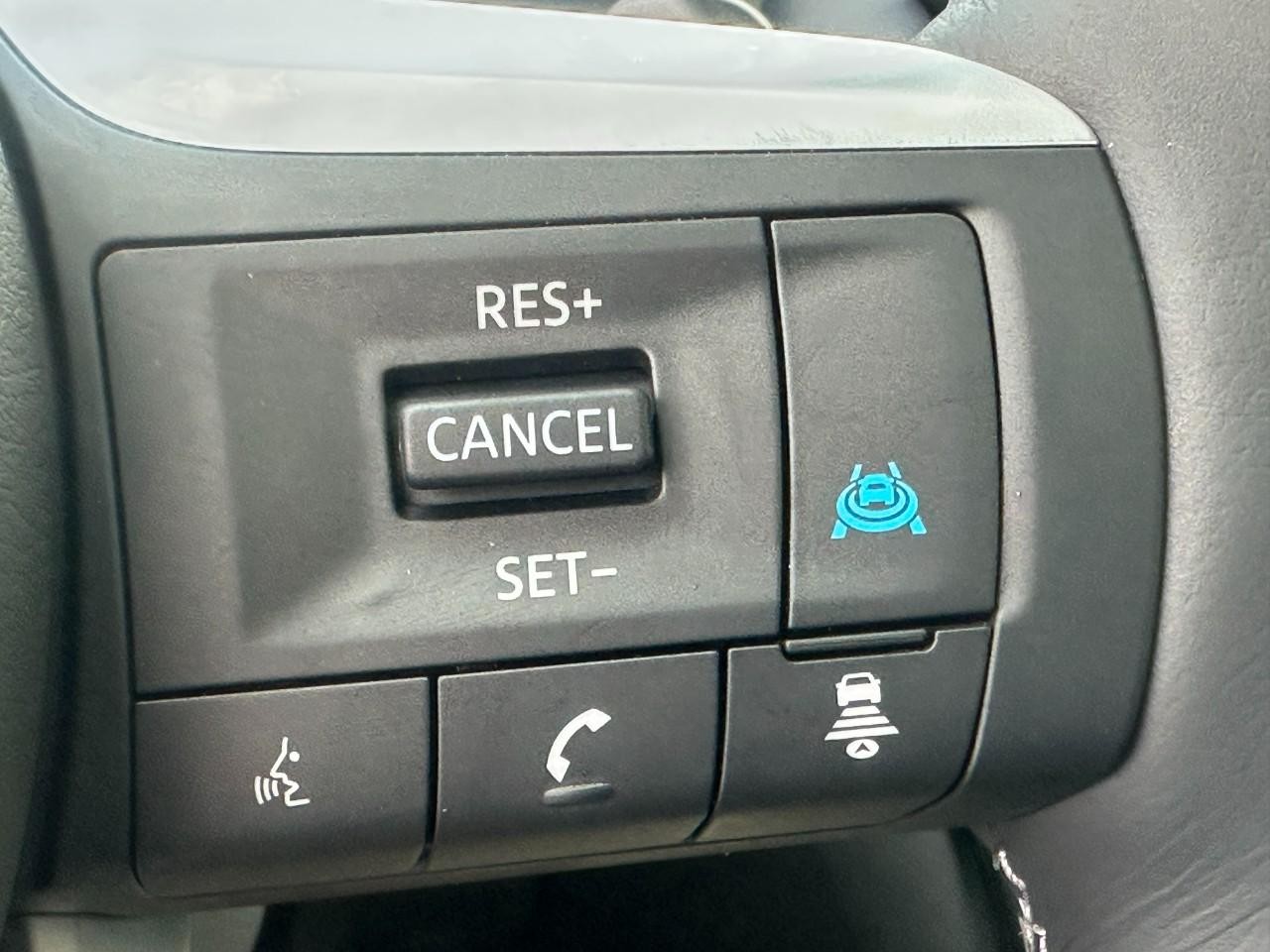 INFINITI QX60 Vehicle Full-screen Gallery Image 28