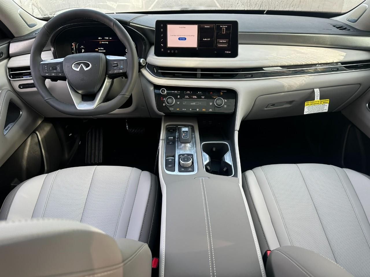 INFINITI QX60 Vehicle Full-screen Gallery Image 14