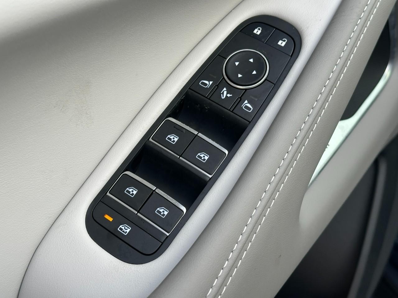 INFINITI QX60 Vehicle Full-screen Gallery Image 24