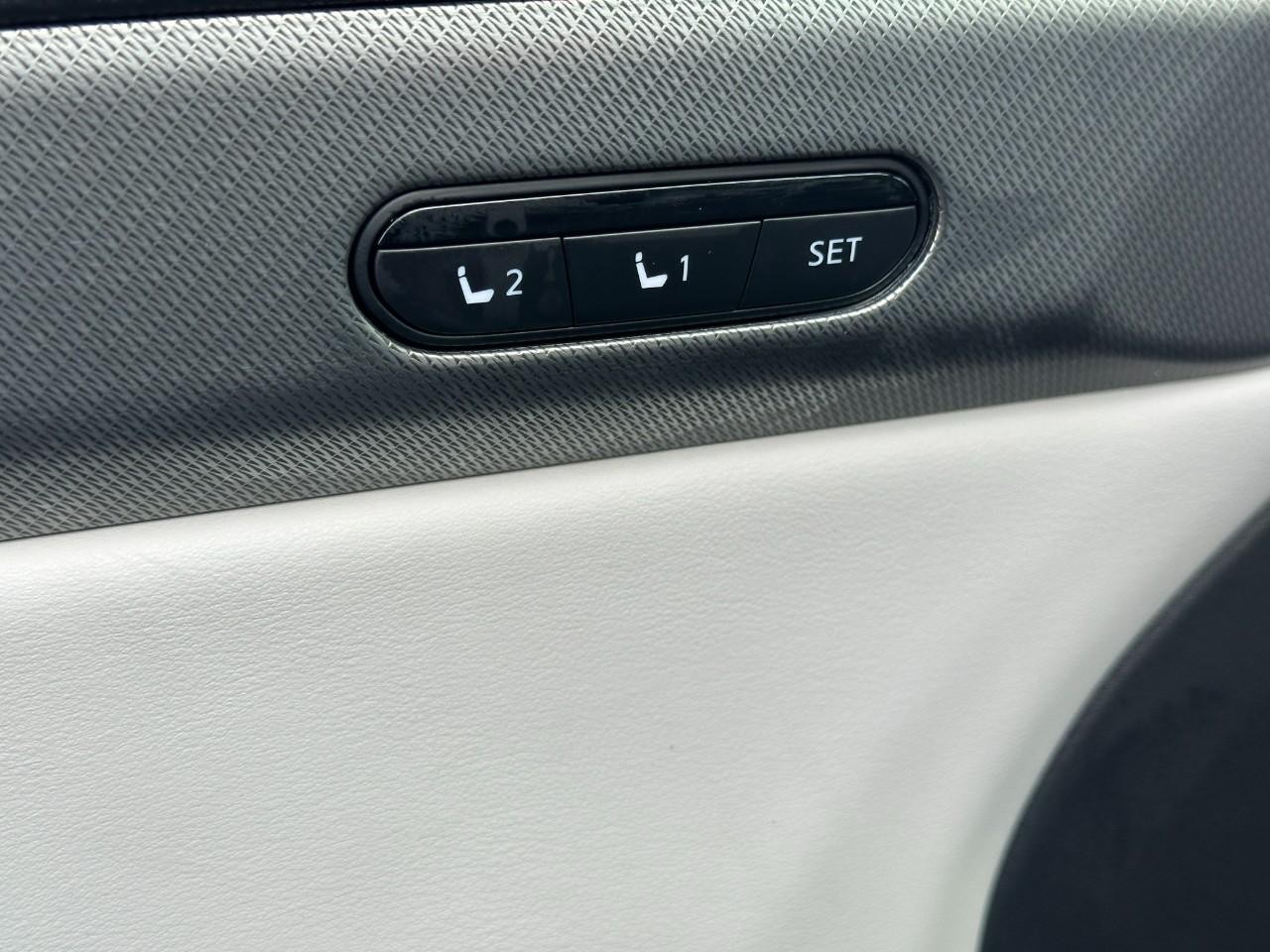 INFINITI QX60 Vehicle Full-screen Gallery Image 25